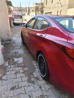 هیوندای ئەلەنترا